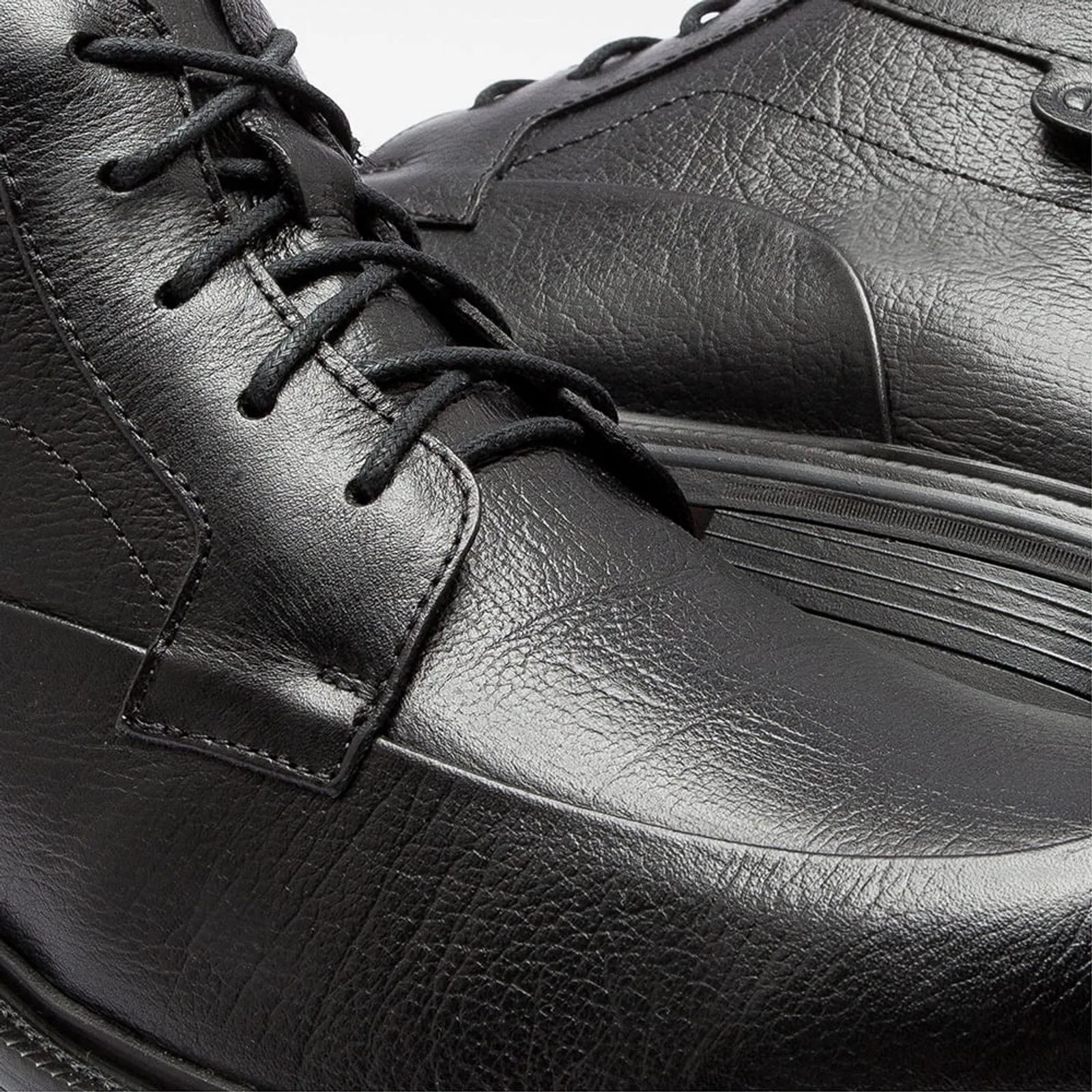 597103-NEGRO-3