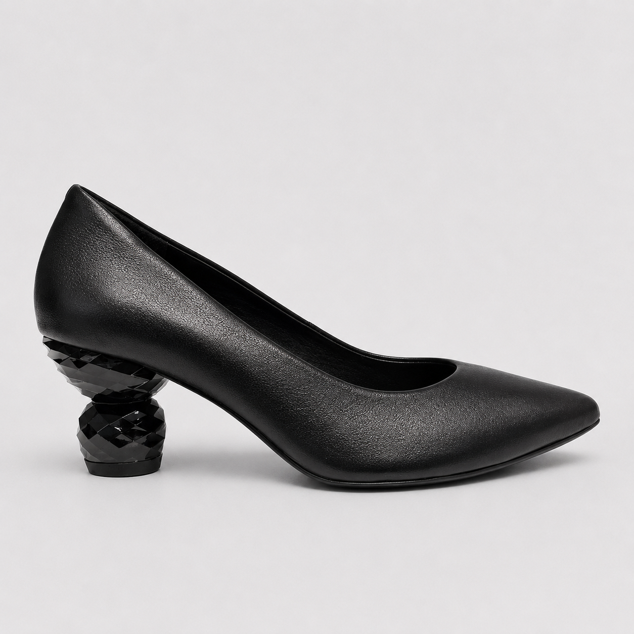 S11546 768 BLACK 1