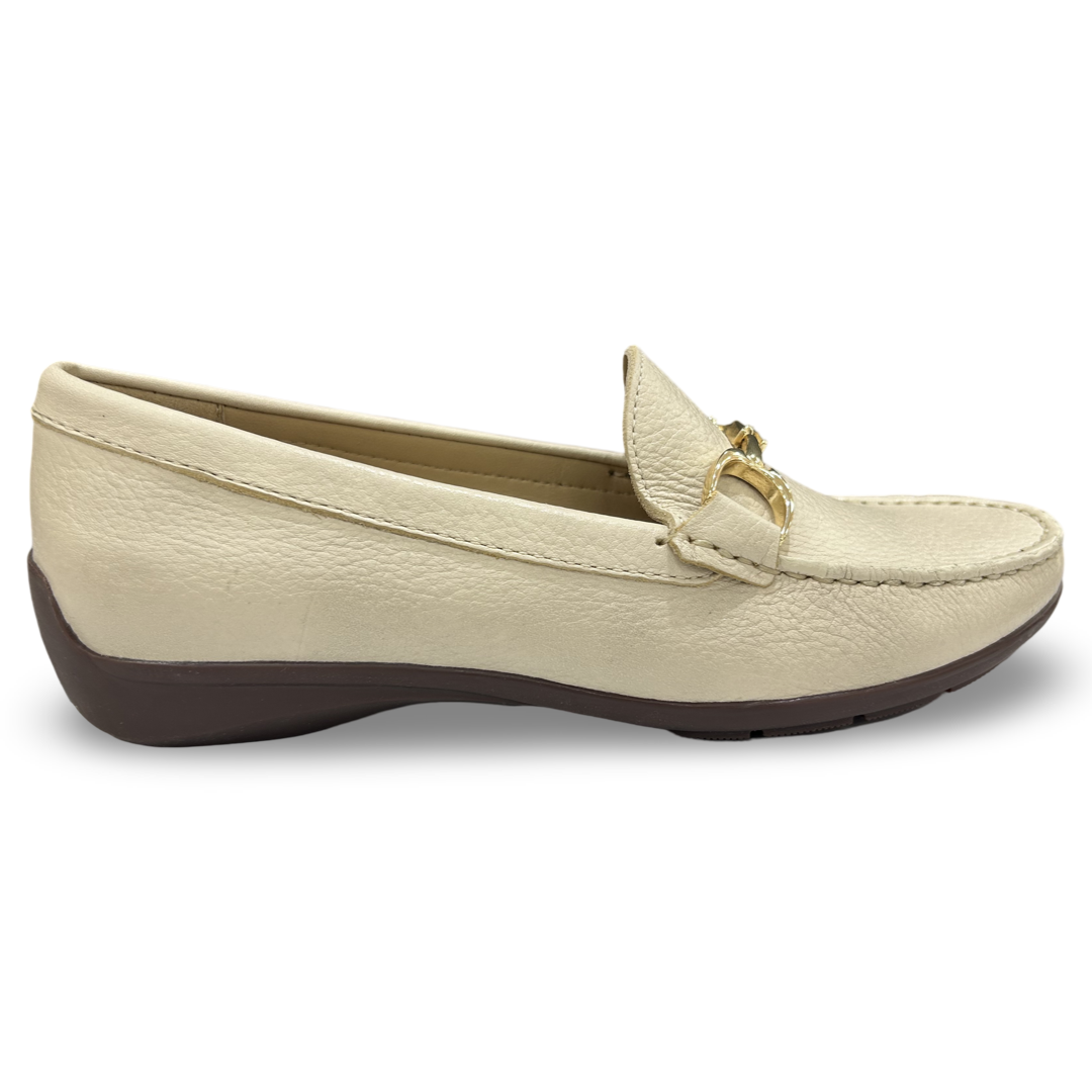 WT64527-CREMA-1