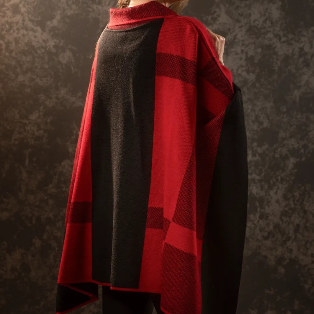 PONCHO CDC IBIZA NEGRO ROJO 3