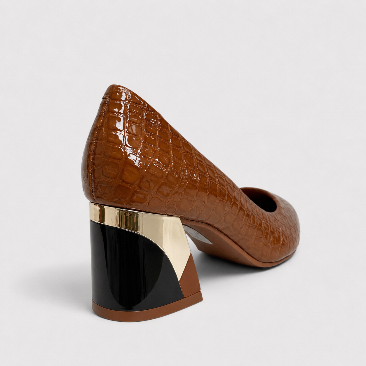 S9912 561 WALNUT 2
